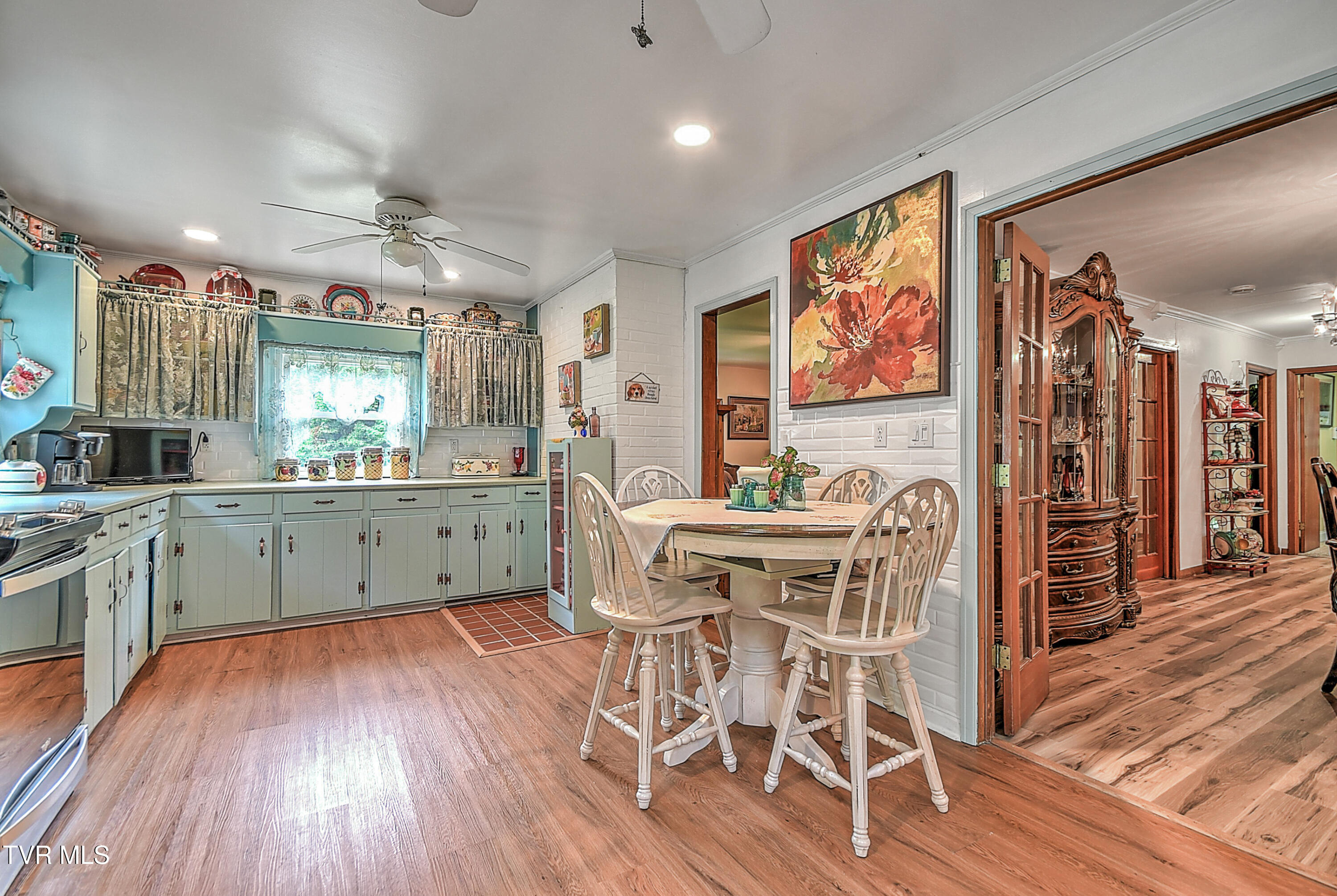 24483 Cave Creek Road, Abingdon, Virginia image 20