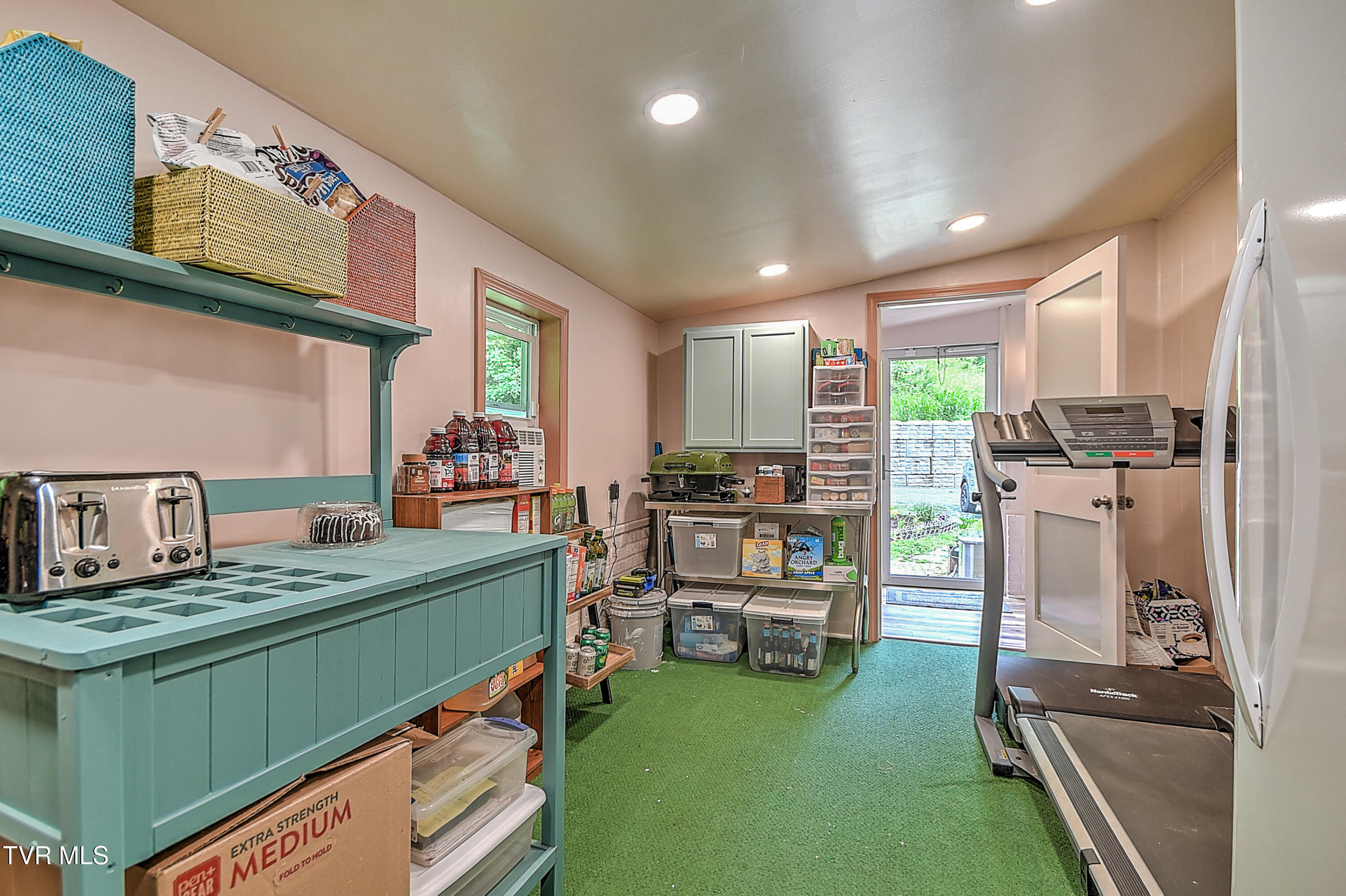 24483 Cave Creek Road, Abingdon, Virginia image 26