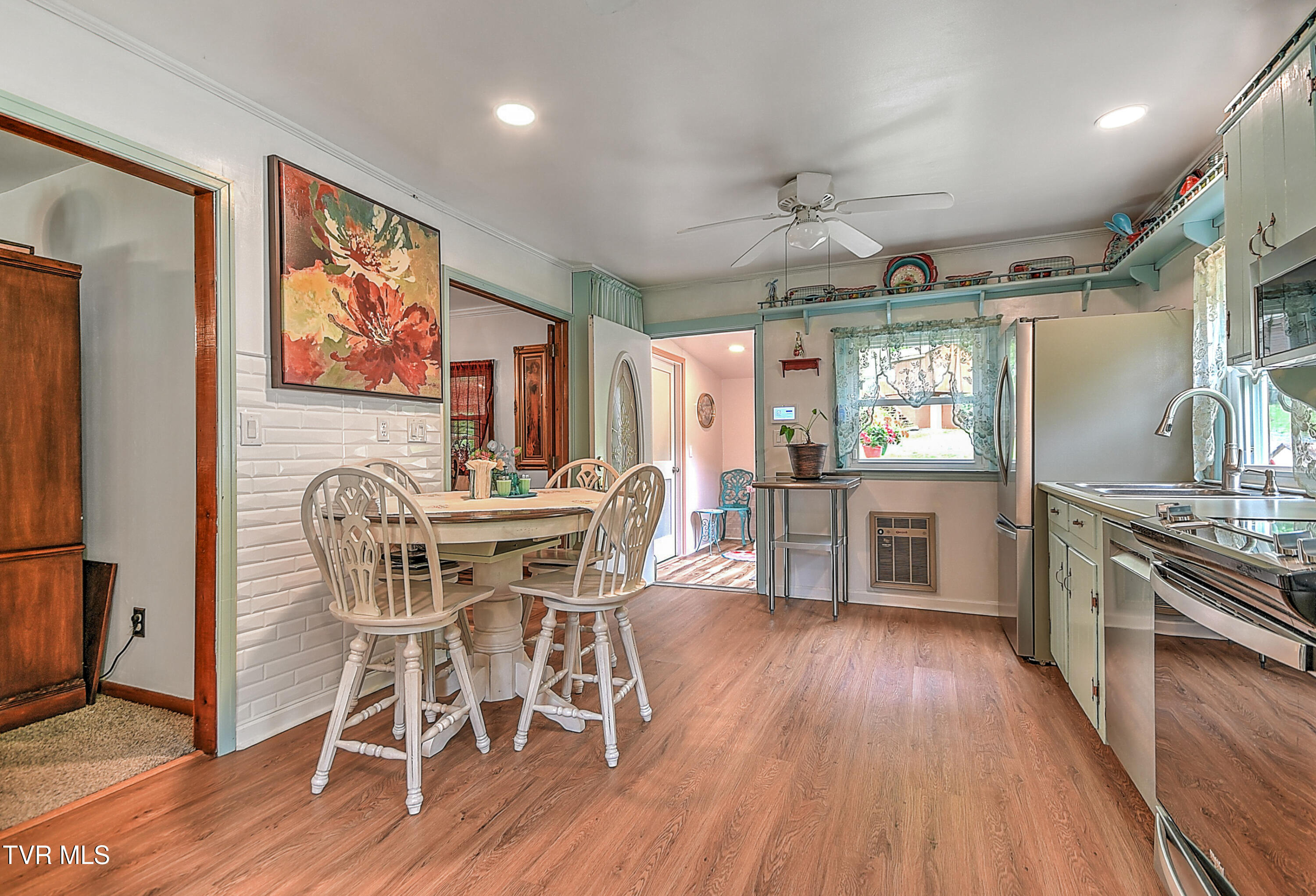 24483 Cave Creek Road, Abingdon, Virginia image 19