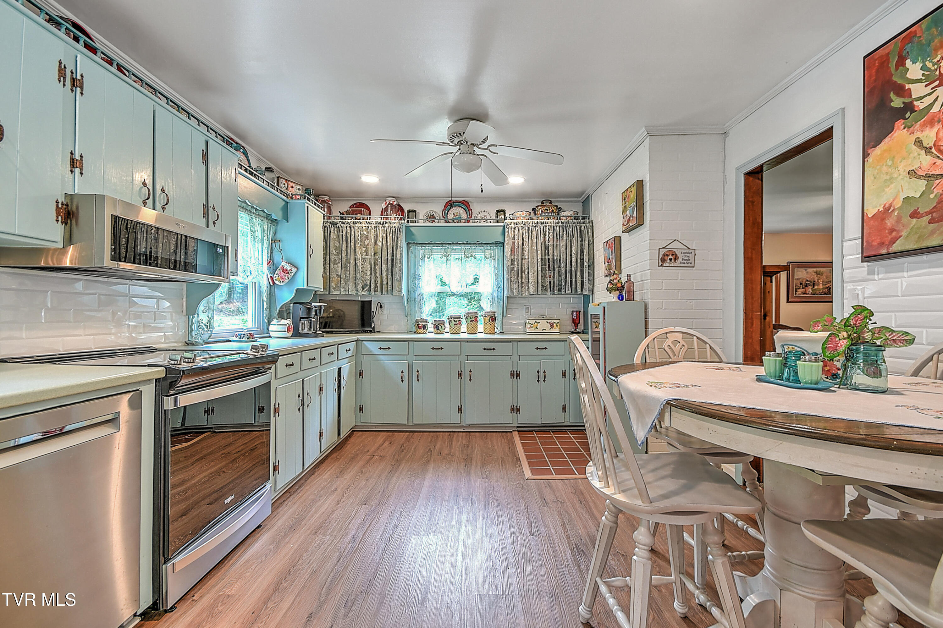 24483 Cave Creek Road, Abingdon, Virginia image 21