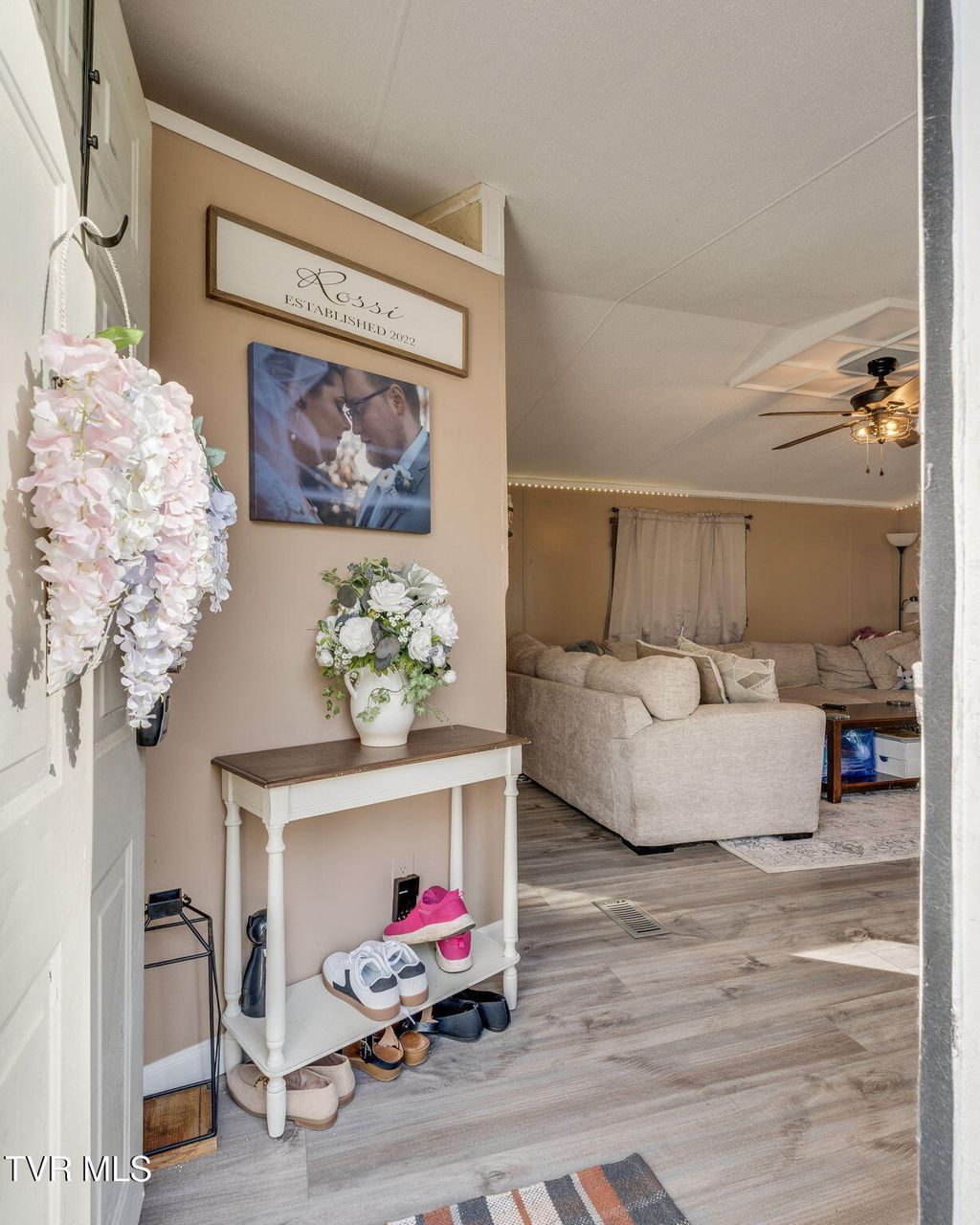 Photo of 145 Lc Mckee Road, Jonesborough, TN 37659 (MLS # 9992848)