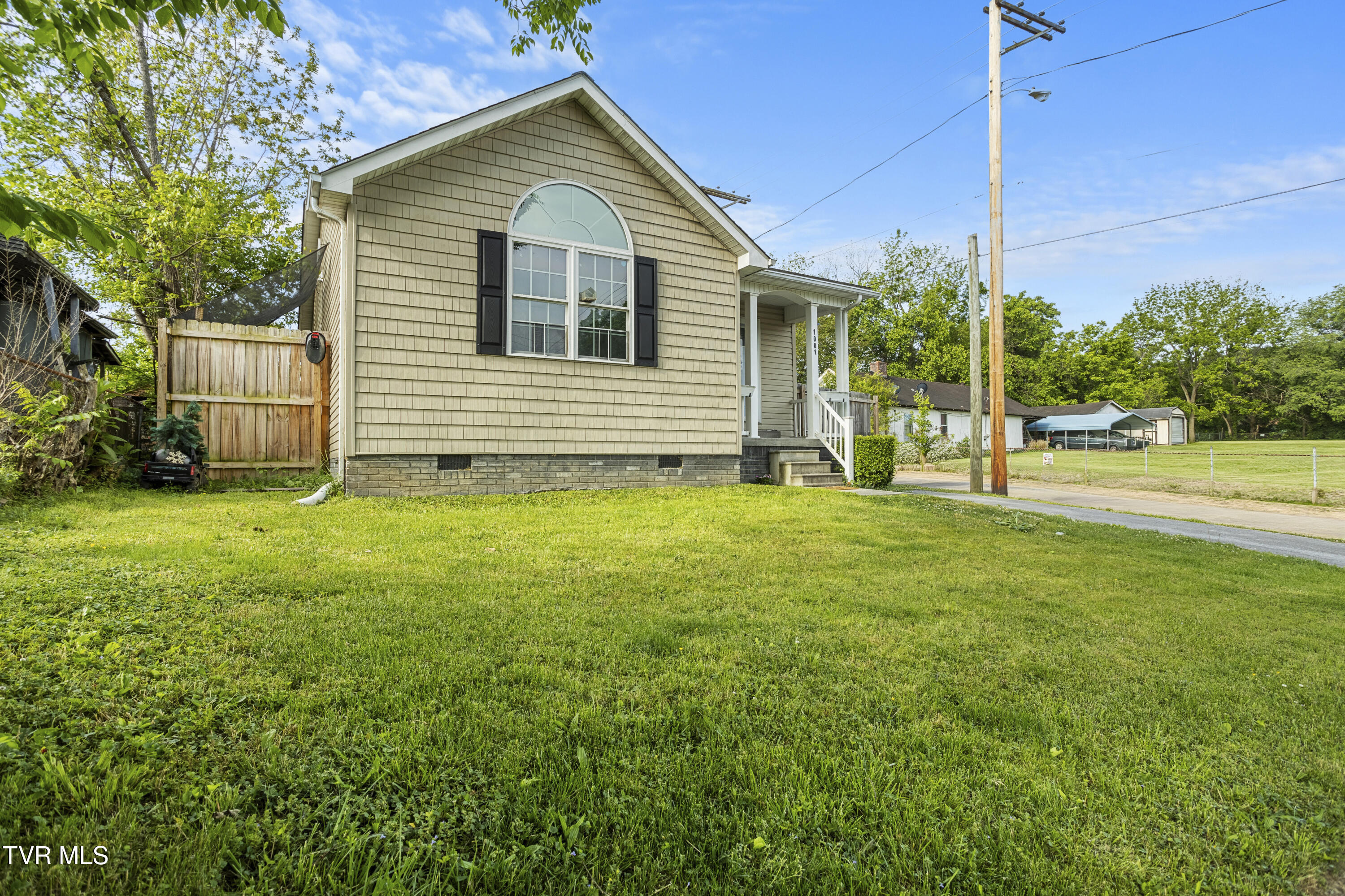 1001 Minton Place