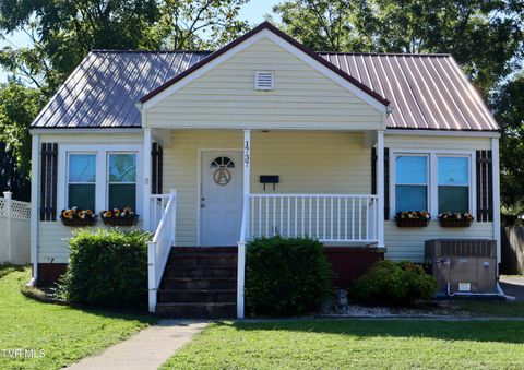 Photo of 1737 Washington Avenue, Kingsport, TN 37664 (MLS # 9985850)