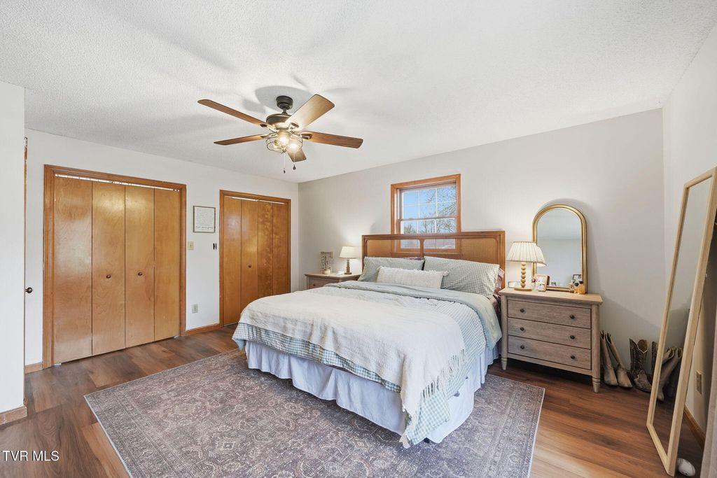 Photo of 2254 Boones Creek Road, Johnson City, TN 37615 (MLS # 9990348)