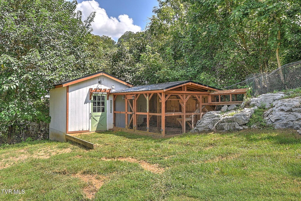 Photo of 421 Cascade Street, Kingsport, TN 37664 (MLS # 10000273)