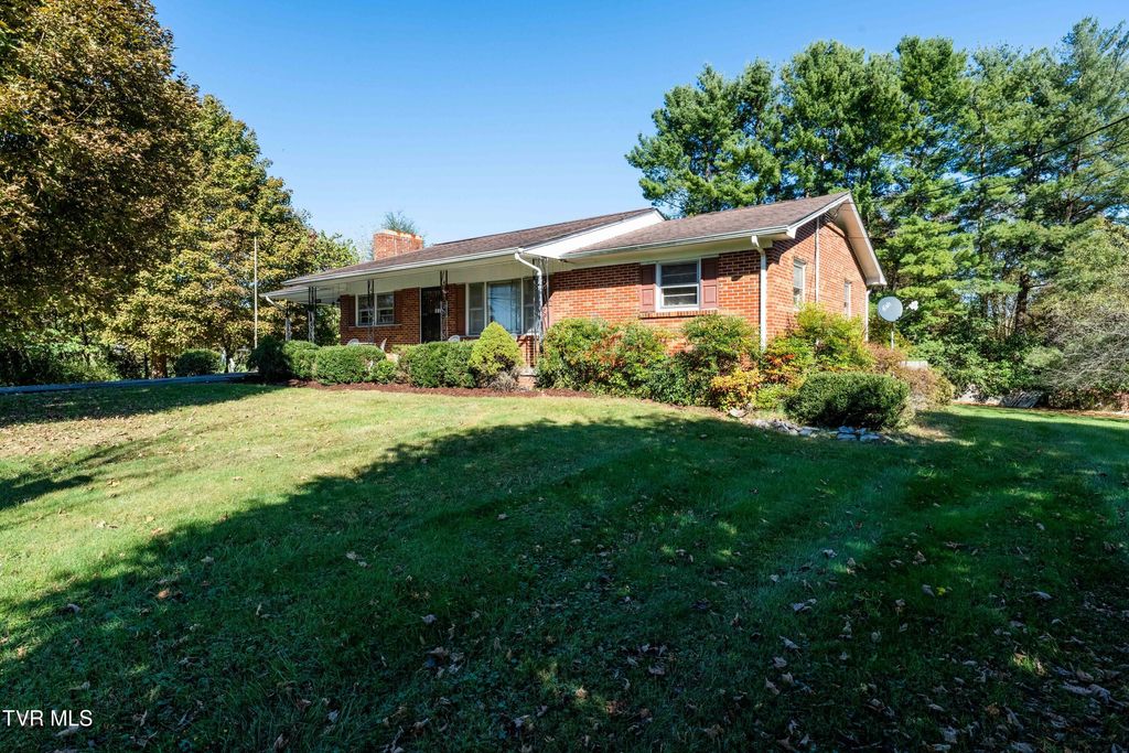 Photo of 1115 Huffine Road, Johnson City, TN 37604 (MLS # 9987012)