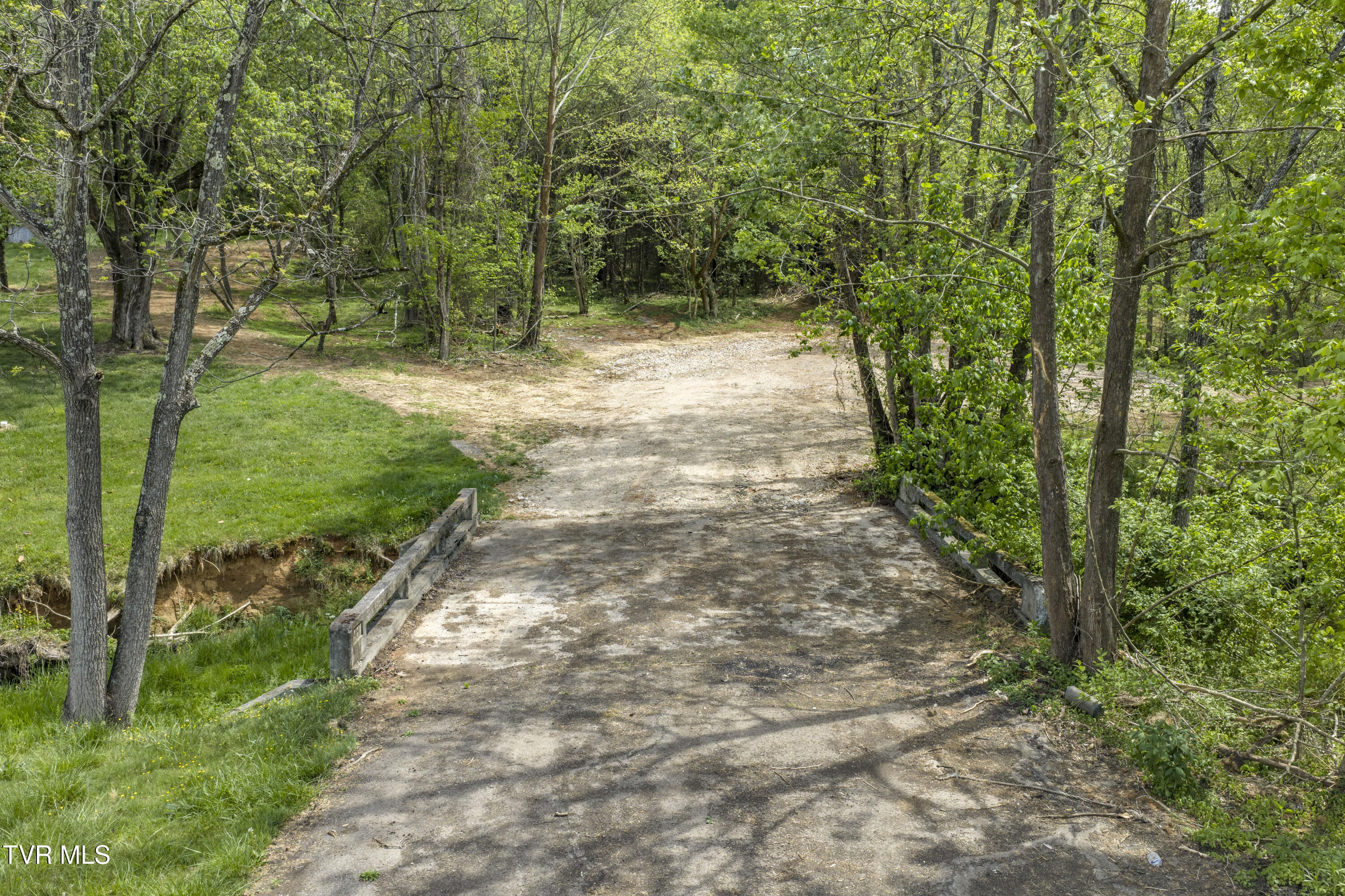 1045 Rock Springs Road