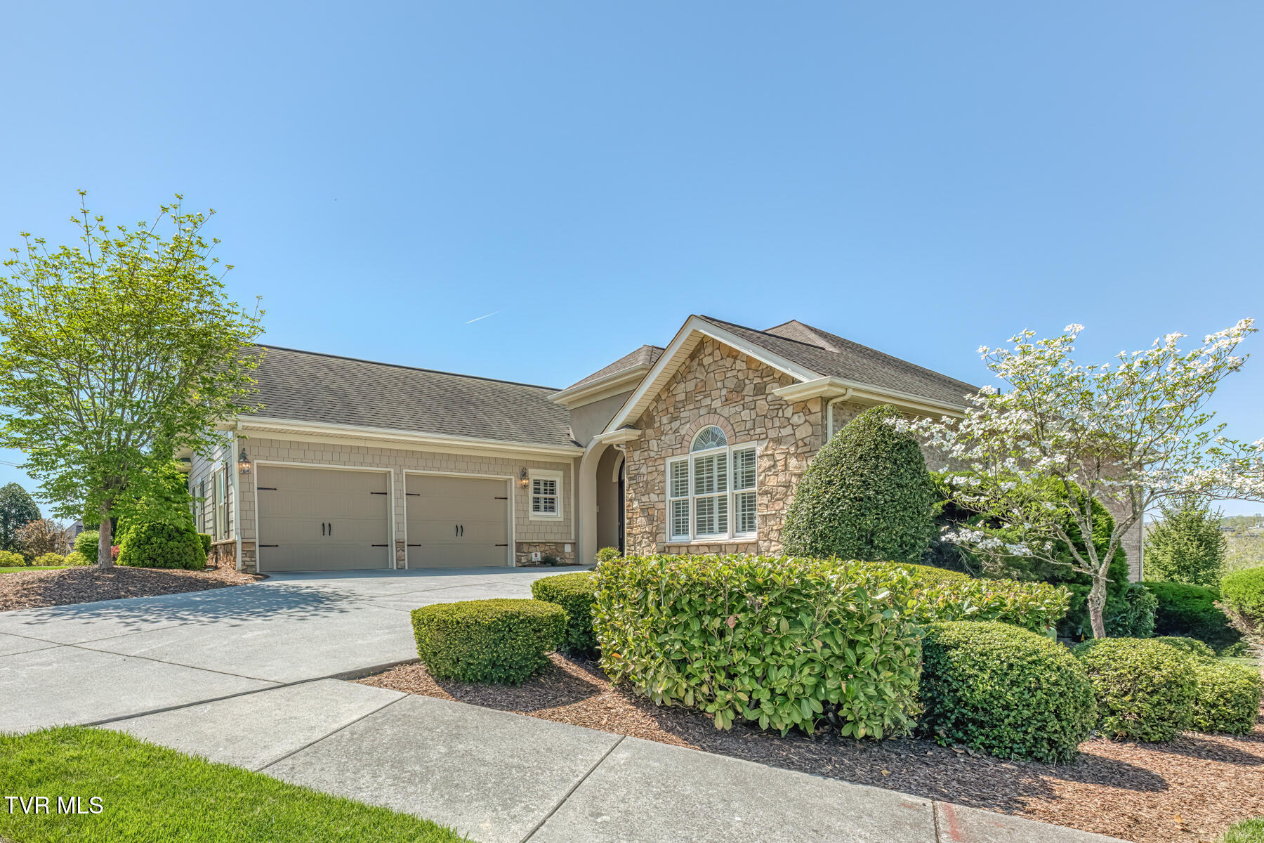 17 Cypress Ridge Court