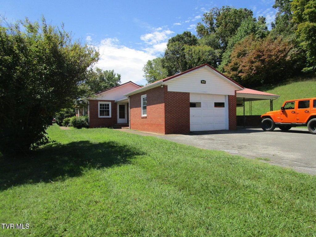 Photo of 1142 Jackson Hollow Road, Kingsport, TN 37663 (MLS # 9978327)