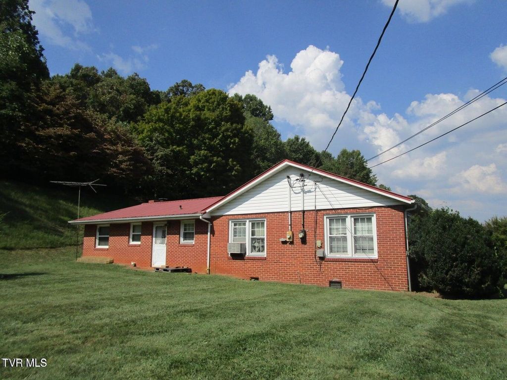 Photo of 1142 Jackson Hollow Road, Kingsport, TN 37663 (MLS # 9978327)