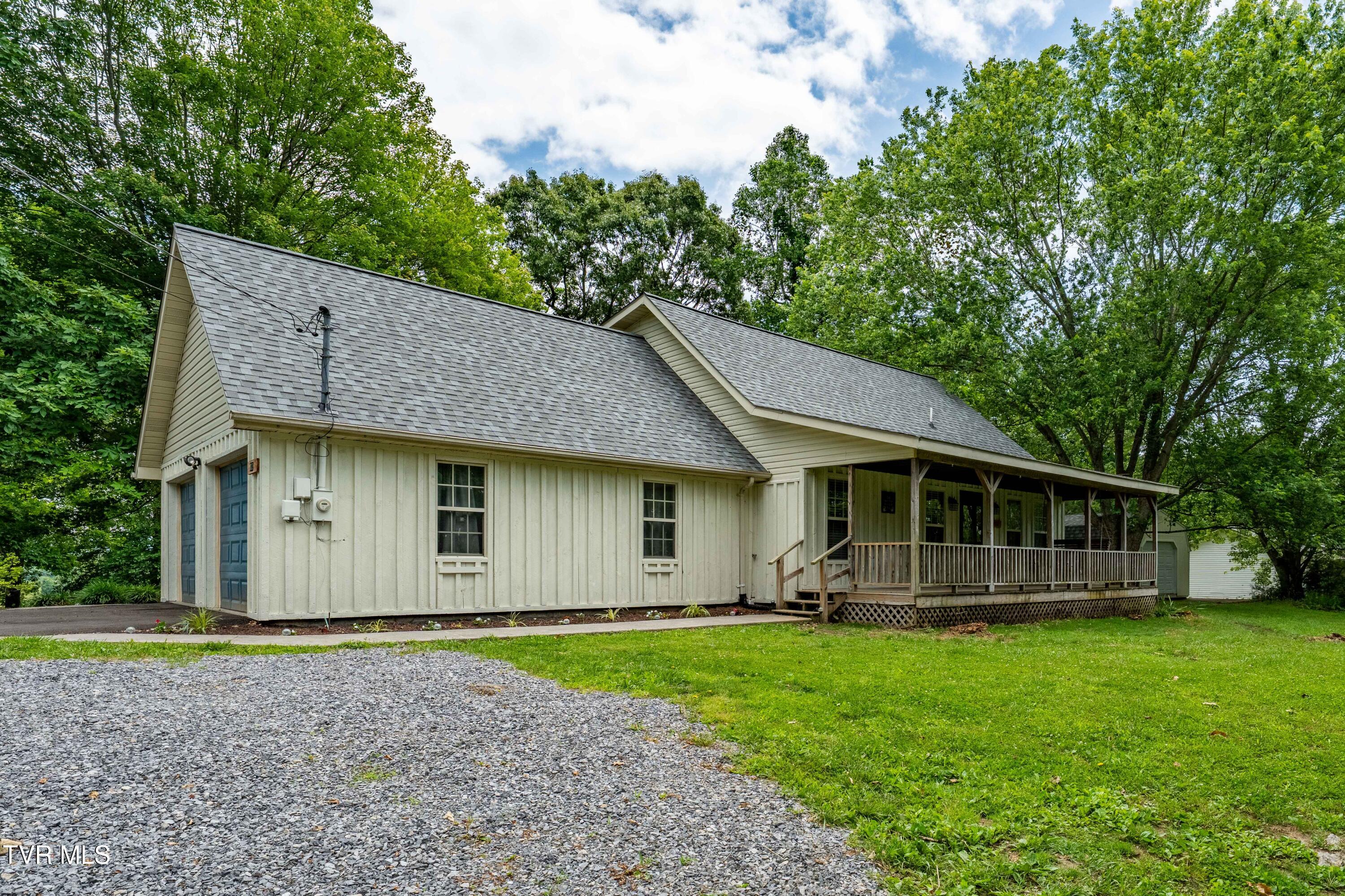 122 Spring Hollow Lane, Jonesborough, Tennessee image 1