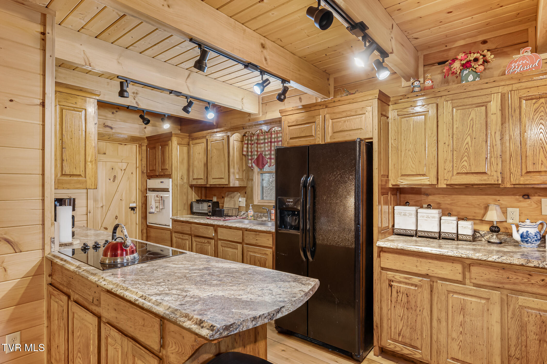 318 Paul Mcglamery Lane, Trade, Tennessee image 10
