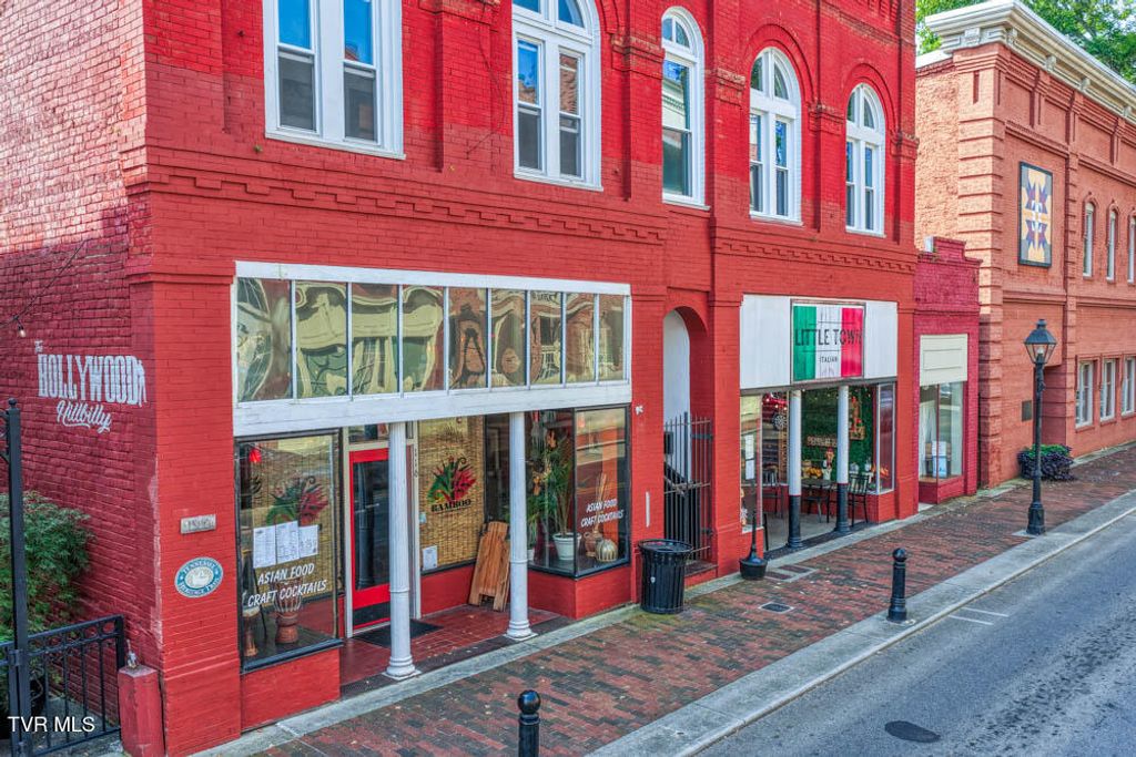 Photo of 114116 East Main Street, Rogersville, TN 37857 (MLS # 9986121)