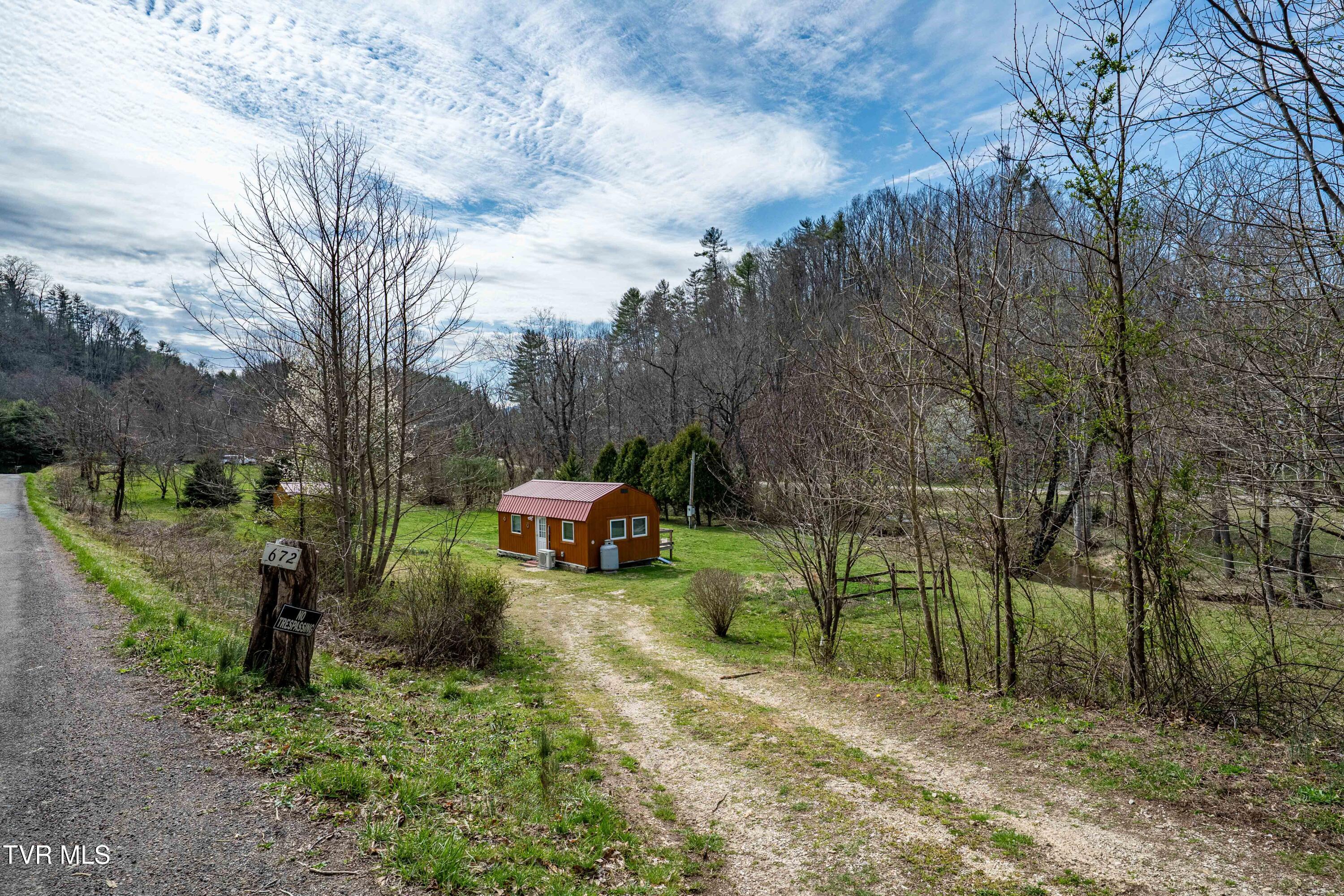 672 Stage Coach Loop, Mountain City, Tennessee image 46