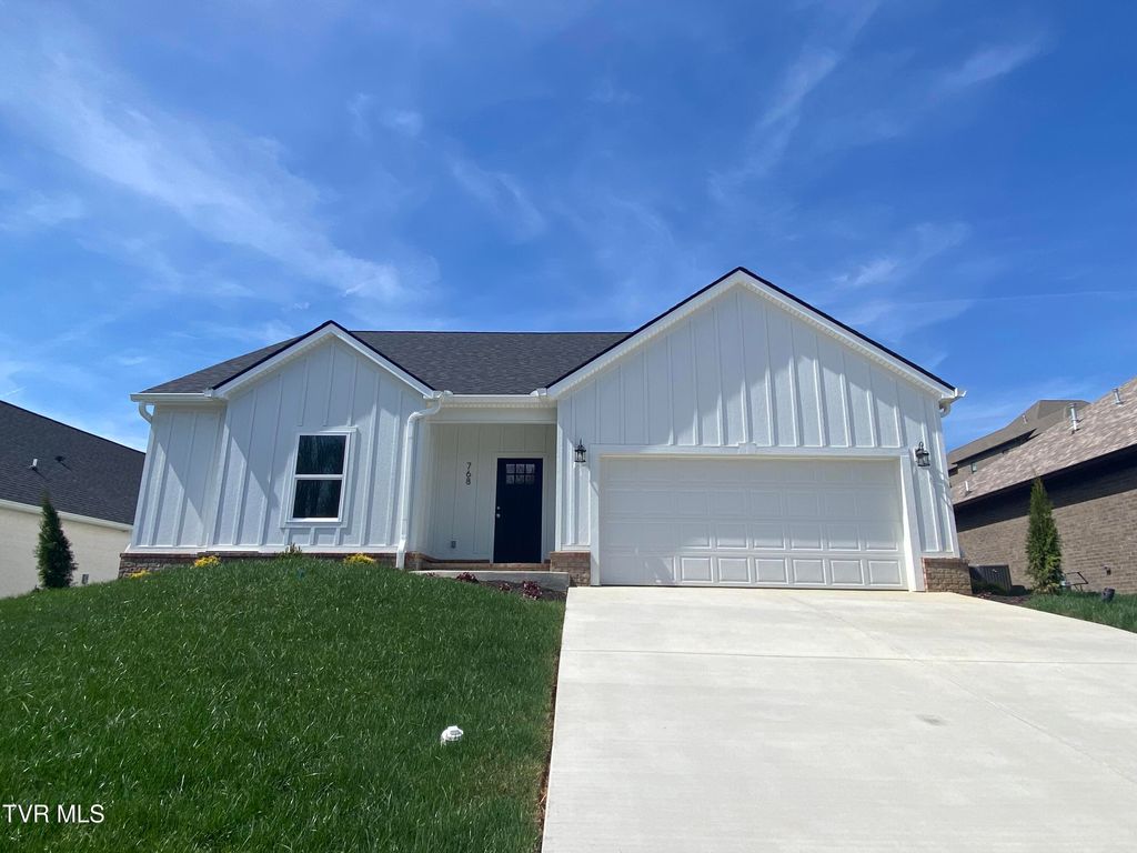 Photo of 768 Gardenia Drive, Johnson City, TN 37615 (MLS # 9992846)
