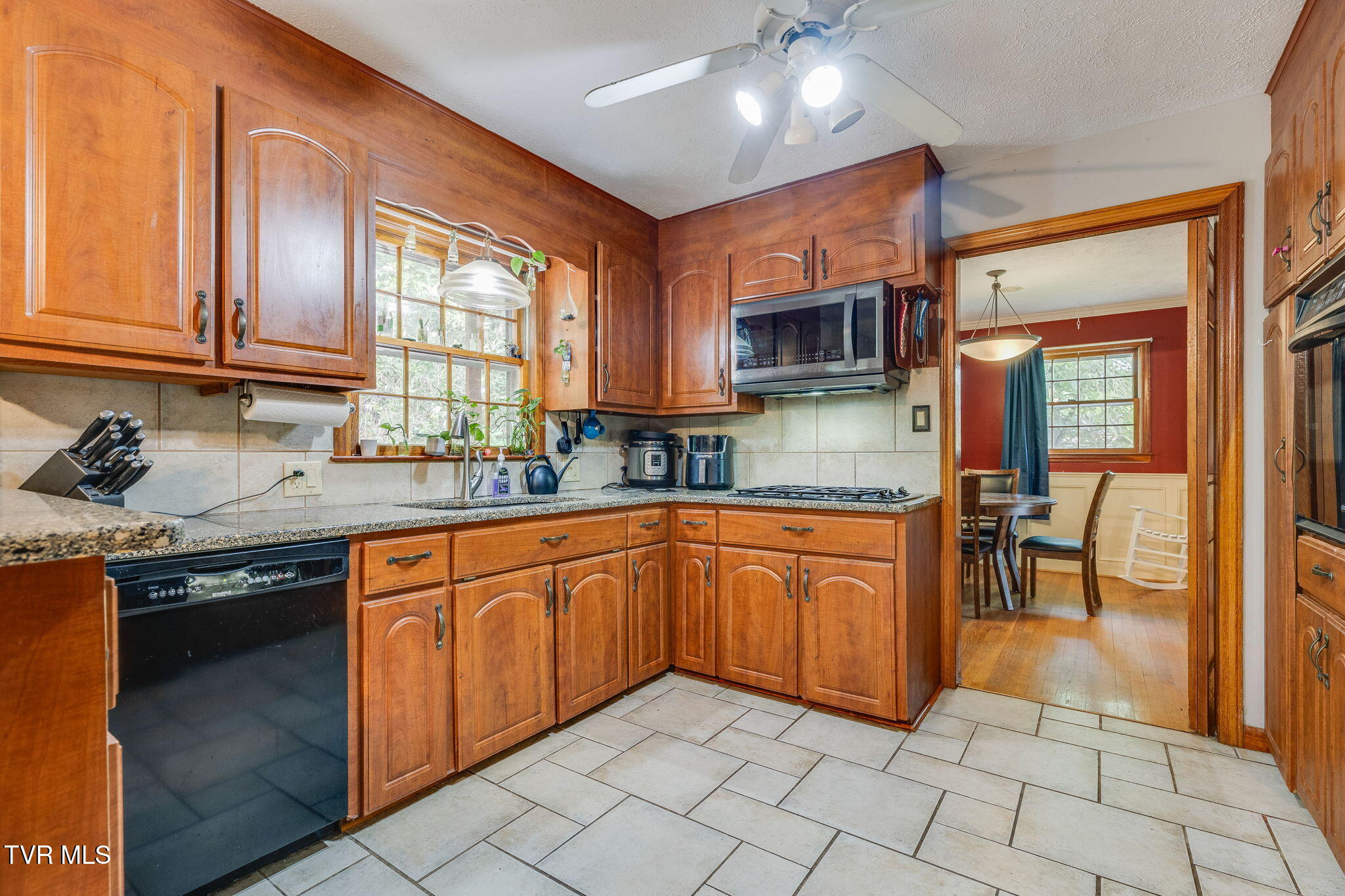 102 Hidden Valley Road, Bristol, Tennessee image 16