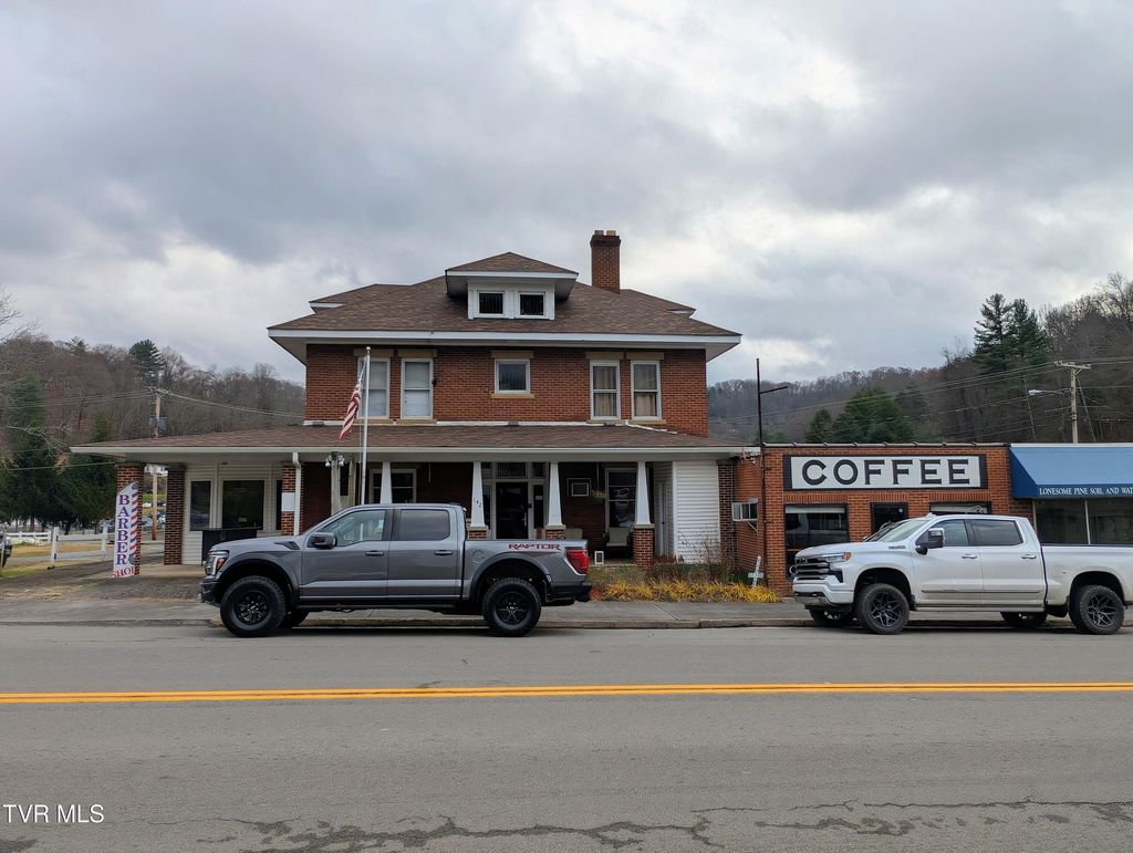 Photo of 142 Main Street, Clintwood, VA 24228 (MLS # 9988571)