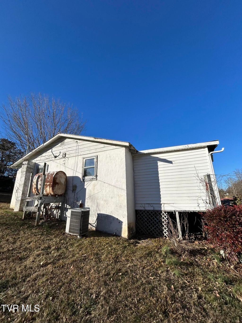 Photo of 165 Dove Lane, Gray, TN 37615 (MLS # 9990413)