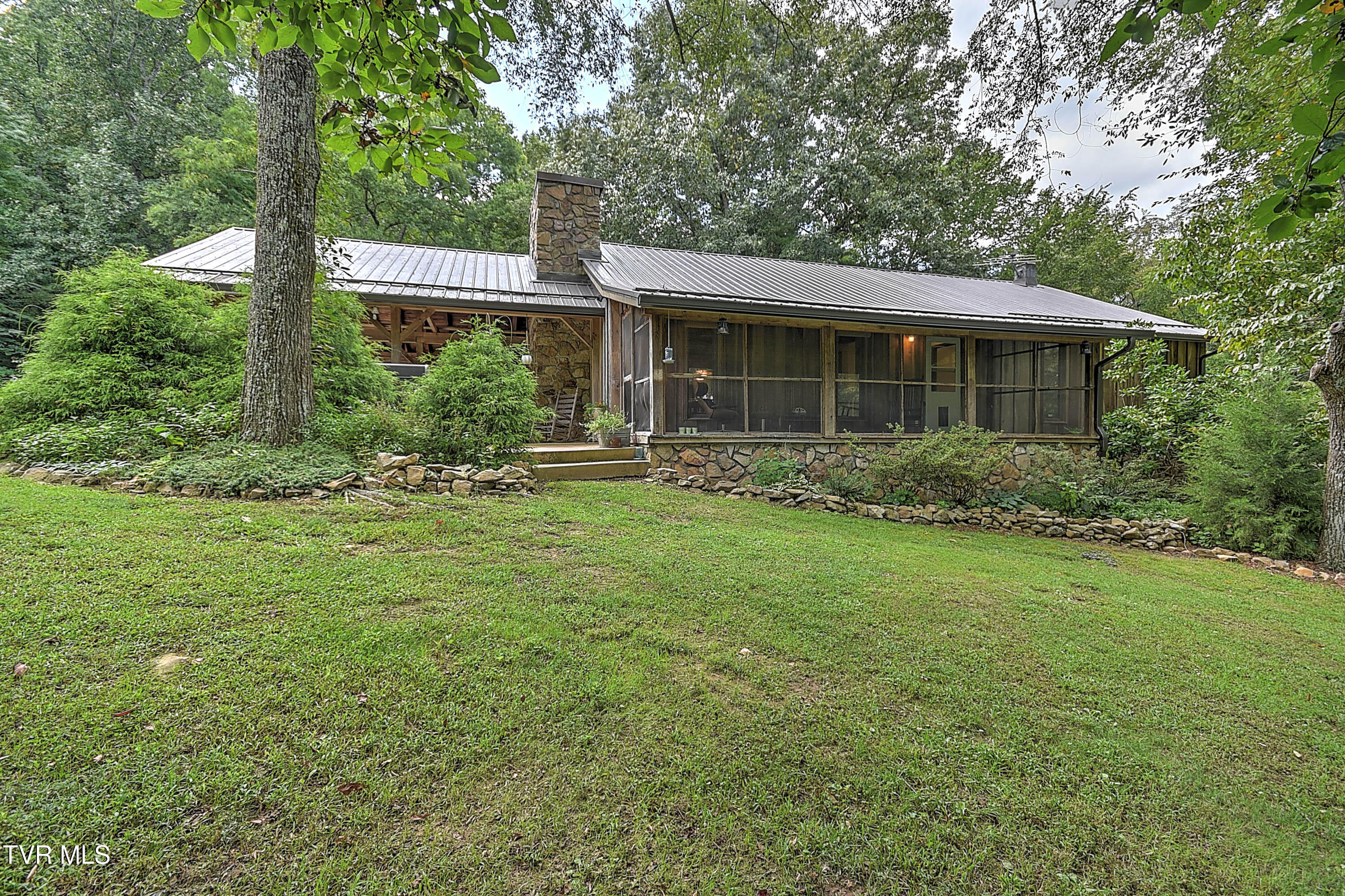 204 Chinquapin Lane, Jonesborough, Tennessee image 2