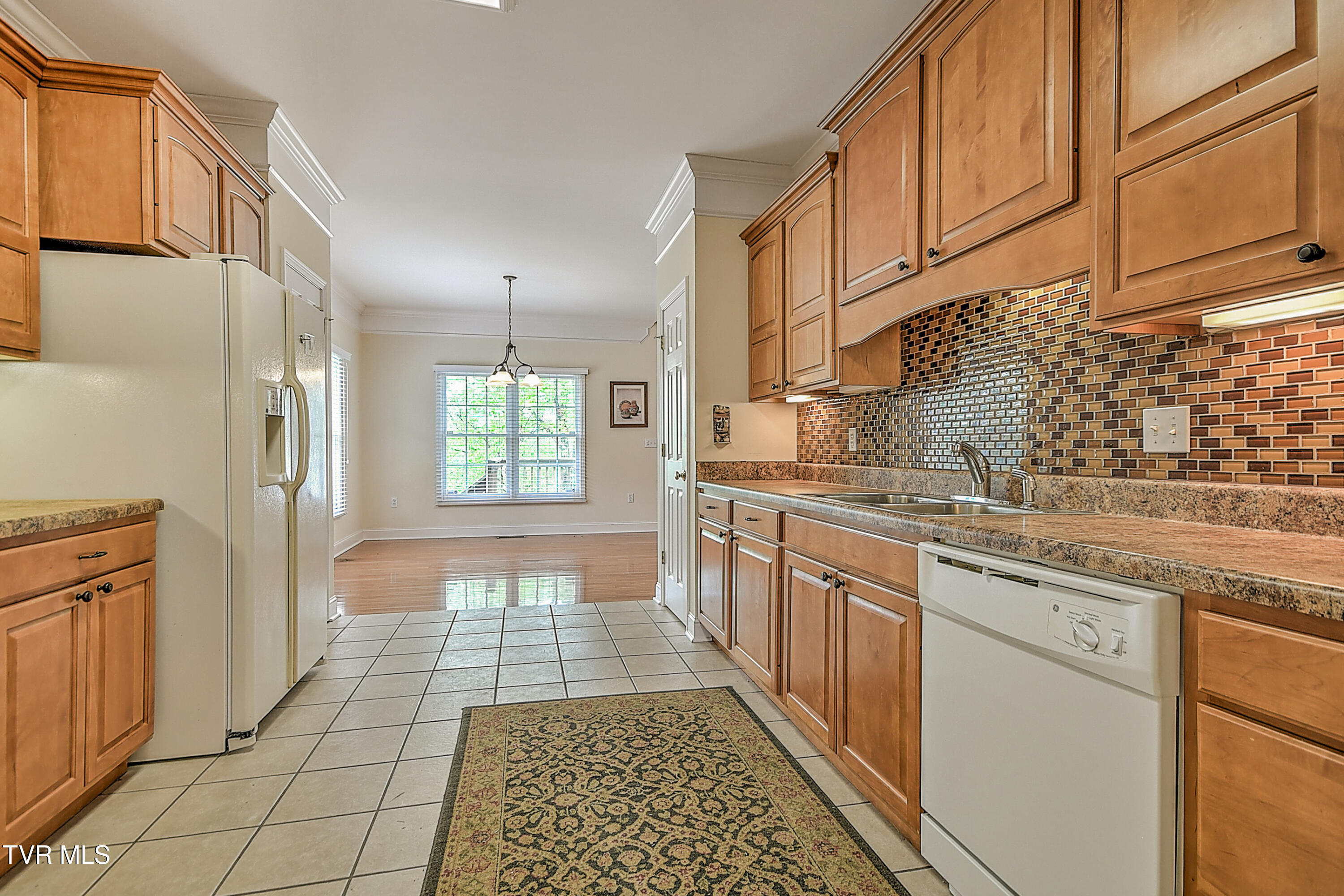 1736 Blakewood Court, Kingsport, Tennessee image 19