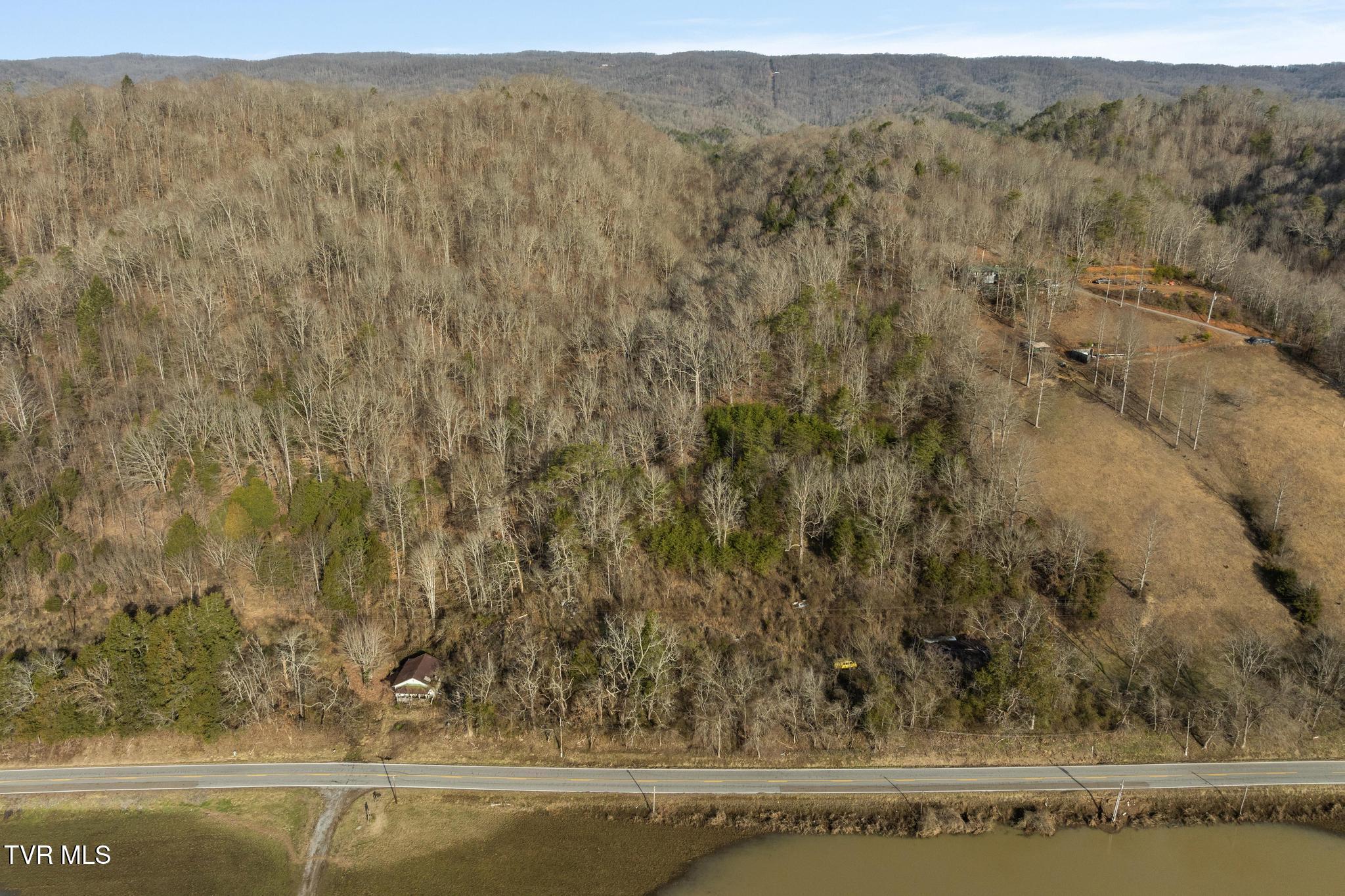2292 Tazewell Highway, Sneedville, Tennessee image 7