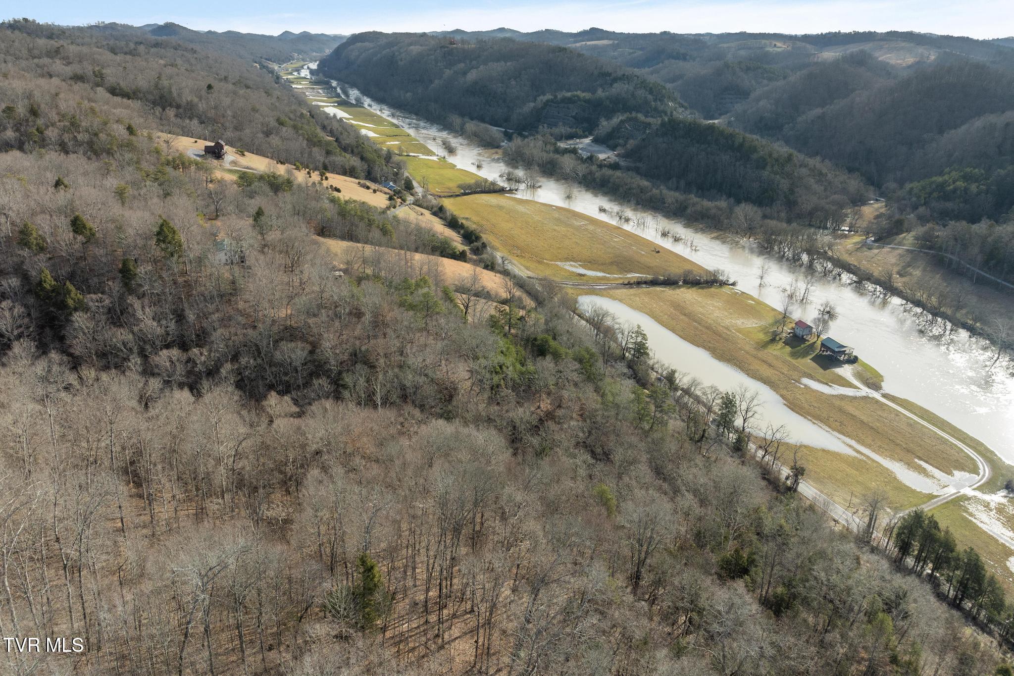 2292 Tazewell Highway, Sneedville, Tennessee image 11