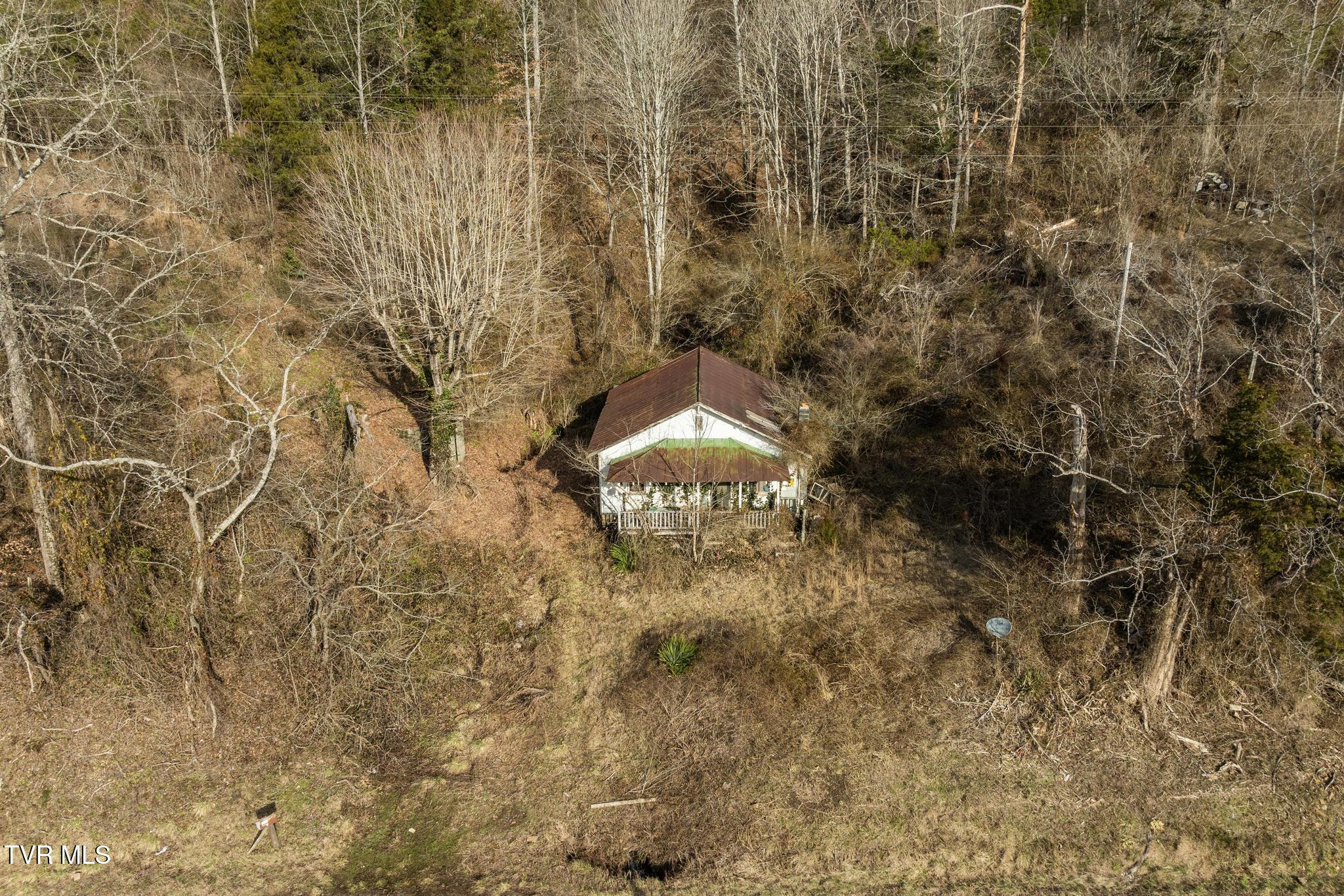 2292 Tazewell Highway, Sneedville, Tennessee image 16