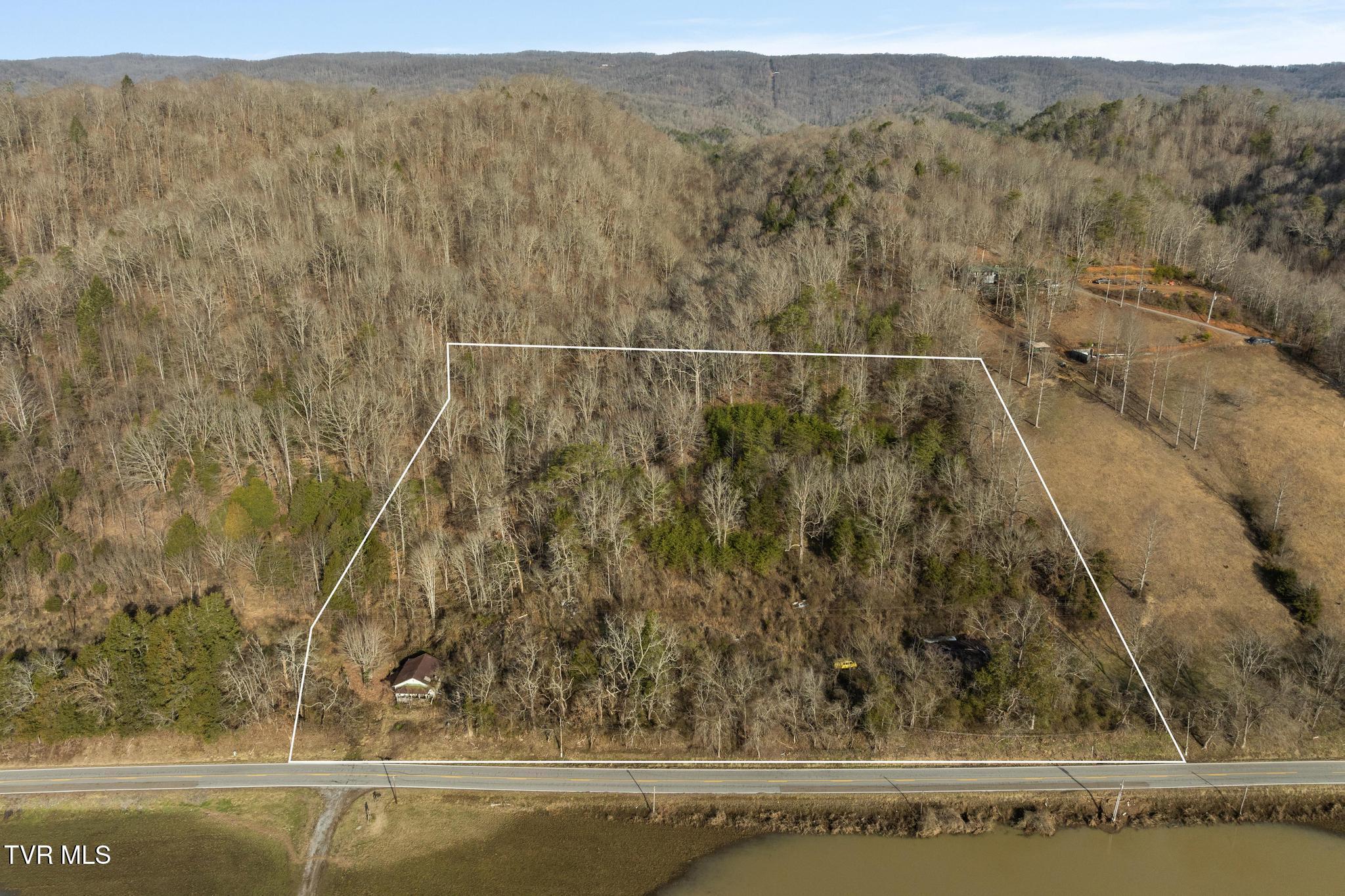 2292 Tazewell Highway, Sneedville, Tennessee image 1