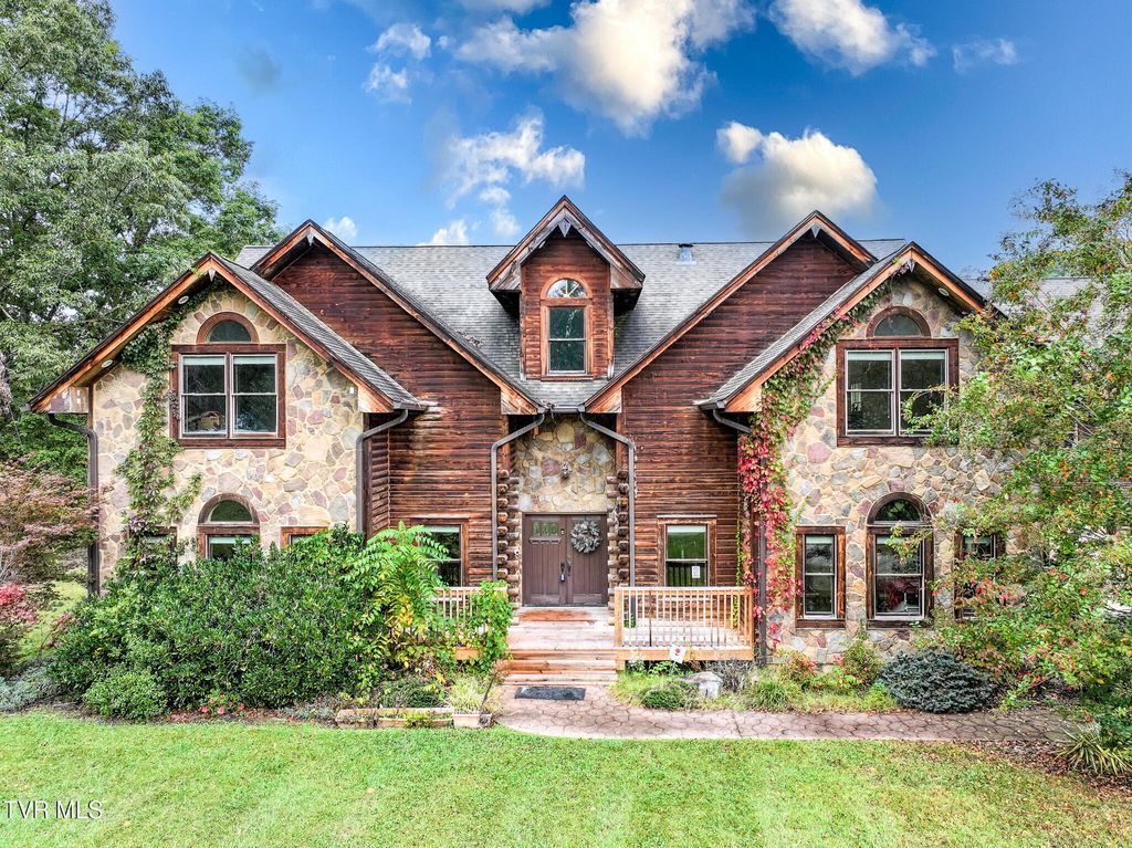 Photo of 3101 Whitehouse Rd Rd, Greeneville, TN 37745 (MLS # 9986818)