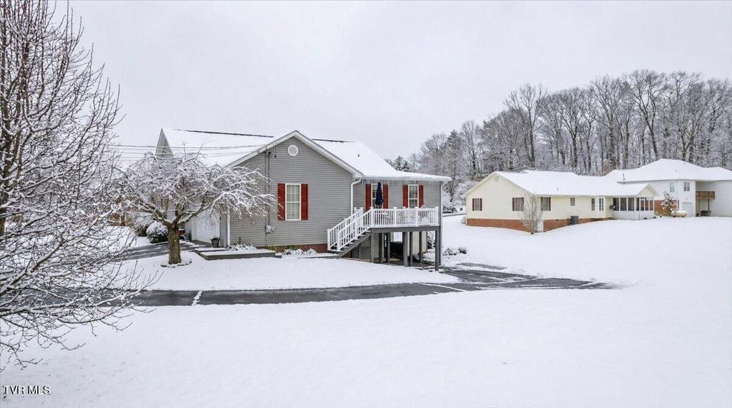 Photo of 11 Vesta Sue Court, Jonesborough, TN 37659 (MLS # 9990920)
