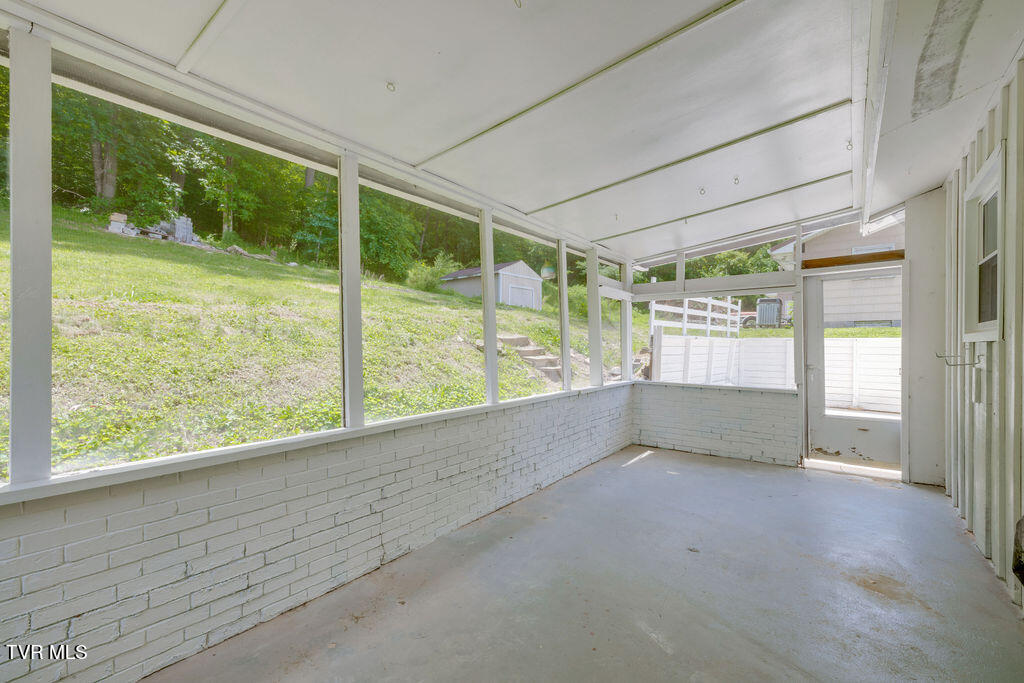 312 Woodcrest Drive, Kingsport, Tennessee image 32