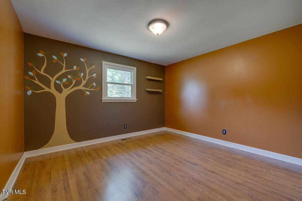 312 Woodcrest Drive, Kingsport, Tennessee image 24