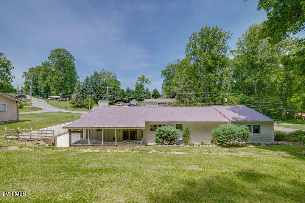 312 Woodcrest Drive, Kingsport, Tennessee image 37