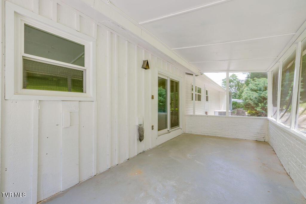 312 Woodcrest Drive, Kingsport, Tennessee image 33
