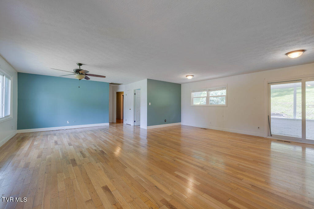 312 Woodcrest Drive, Kingsport, Tennessee image 13