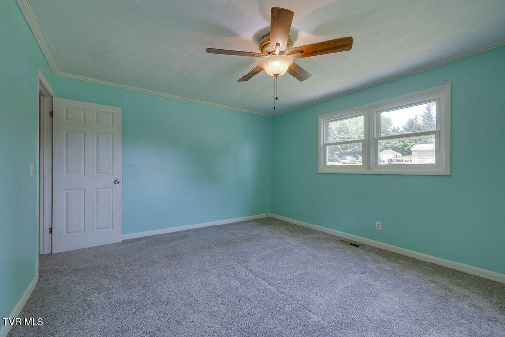 312 Woodcrest Drive, Kingsport, Tennessee image 20