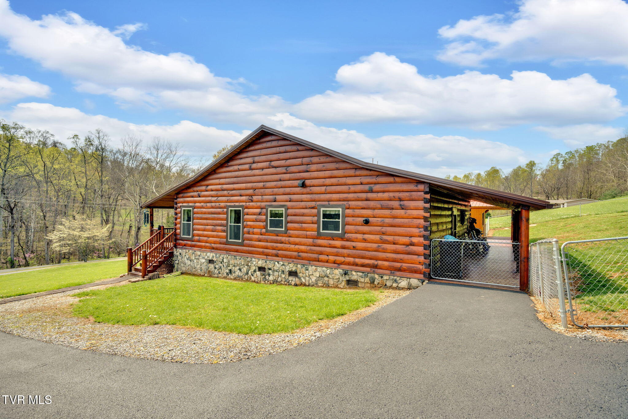 568 Beidleman Creek Road, Bristol, Tennessee image 3