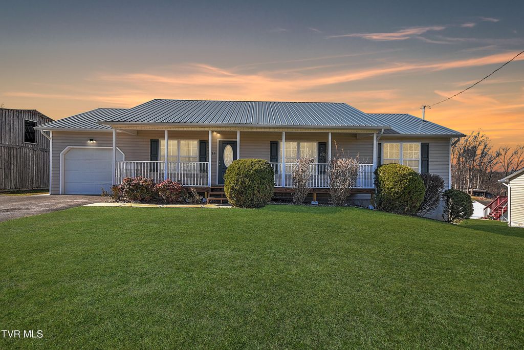 Photo of 235 Fairridge Road, Johnson City, TN 37604 (MLS # 9990422)