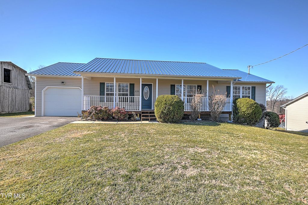 Photo of 235 Fairridge Road, Johnson City, TN 37604 (MLS # 9990422)