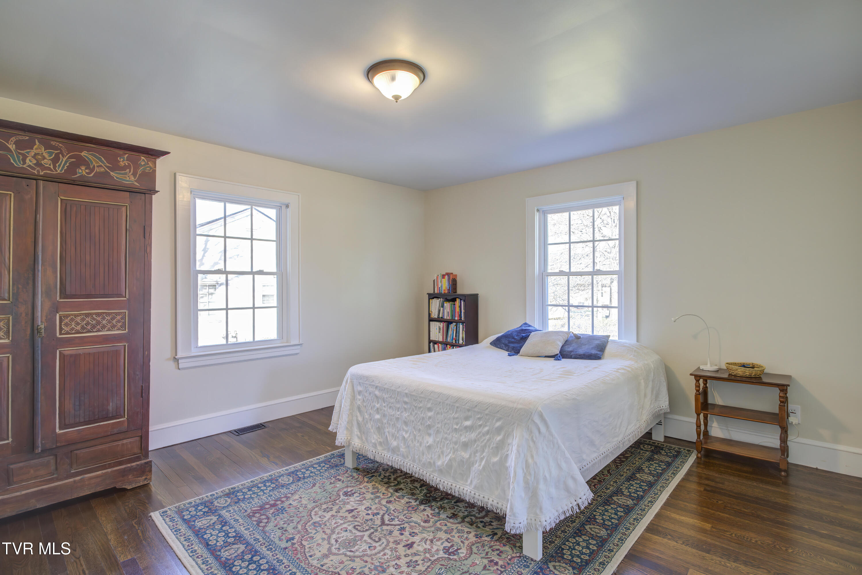 215 F Street, Elizabethton, Tennessee image 25