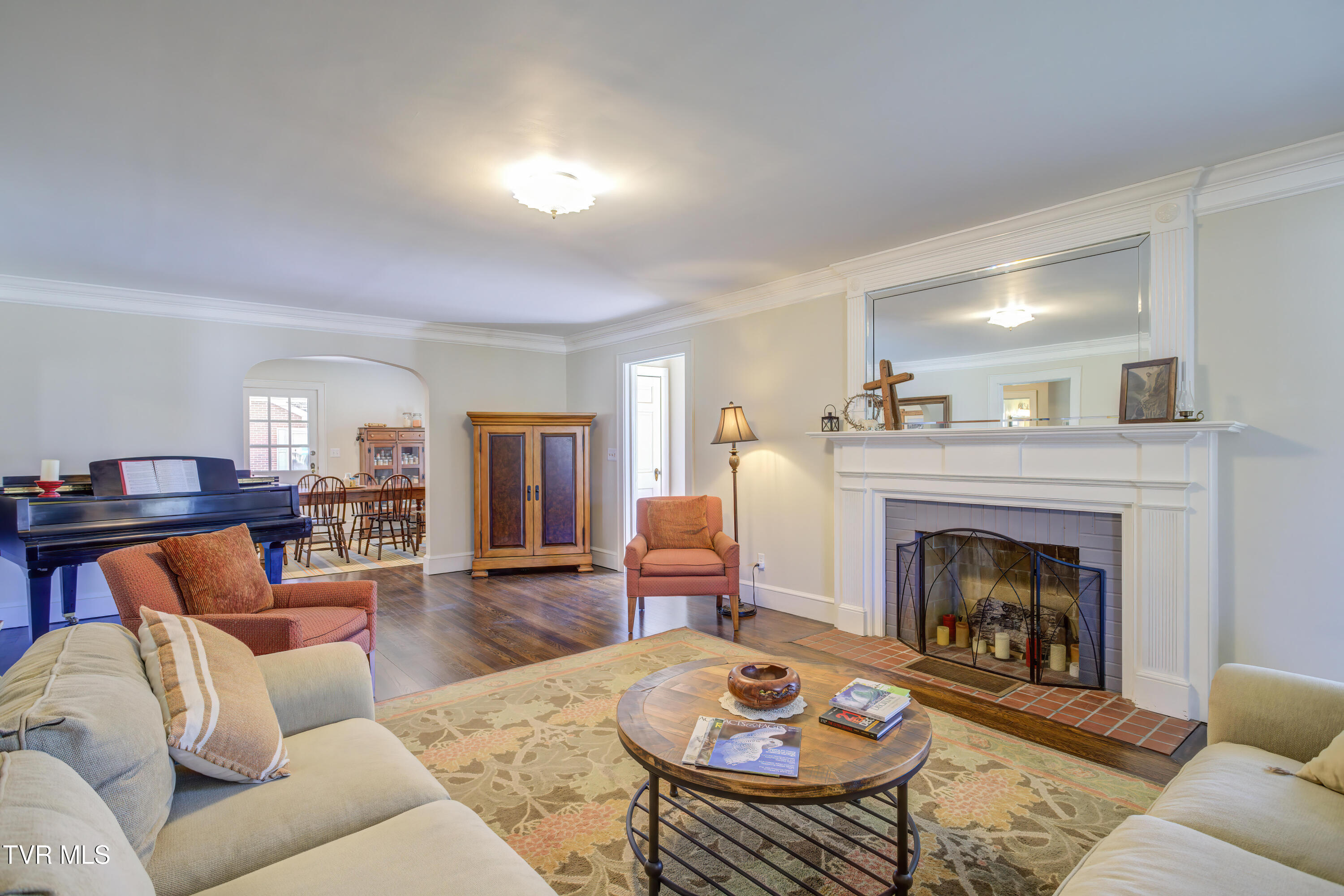215 F Street, Elizabethton, Tennessee image 10