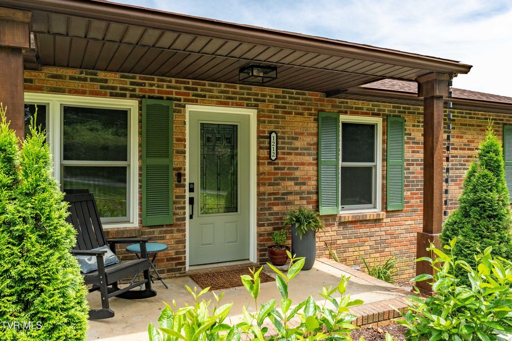 Photo of 1212 Rocky Hollow Road, Jonesborough, TN 37659 (MLS # 9995339)