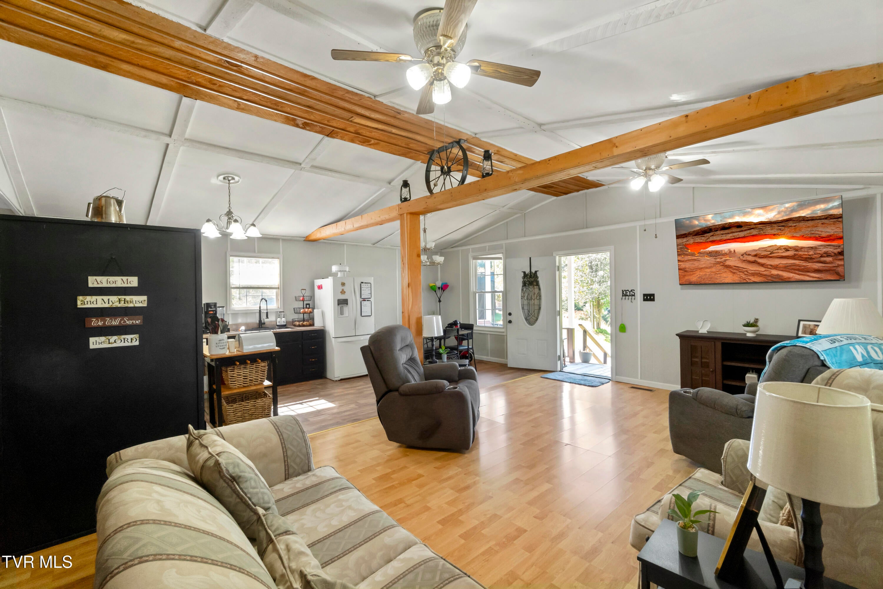 596 Duncan Lane