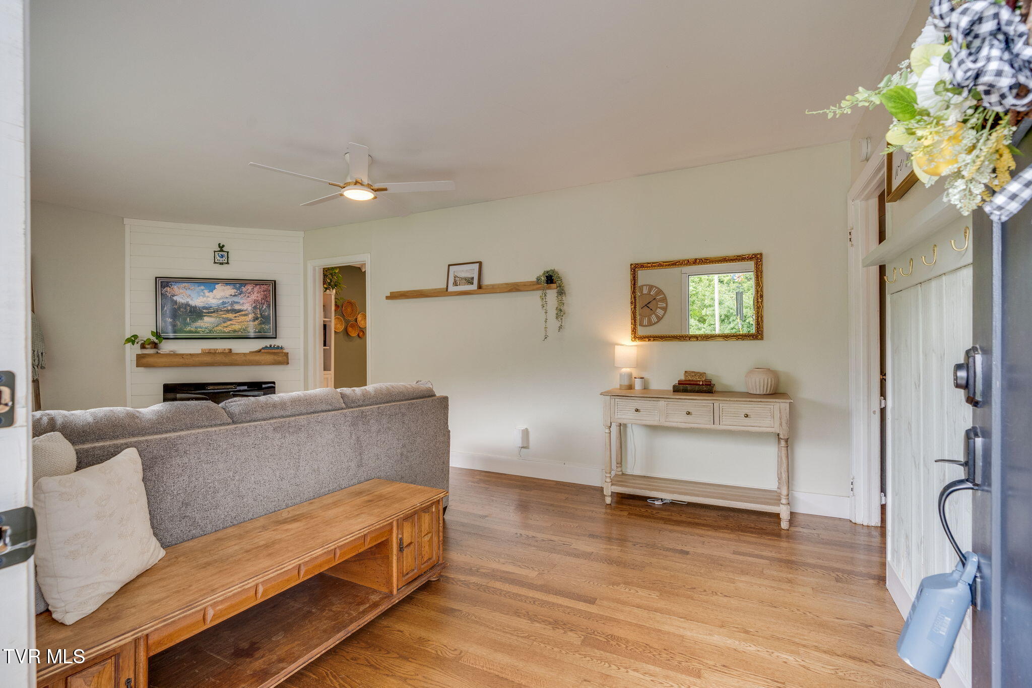 2300 Stuart Drive, Kingsport, Tennessee image 4
