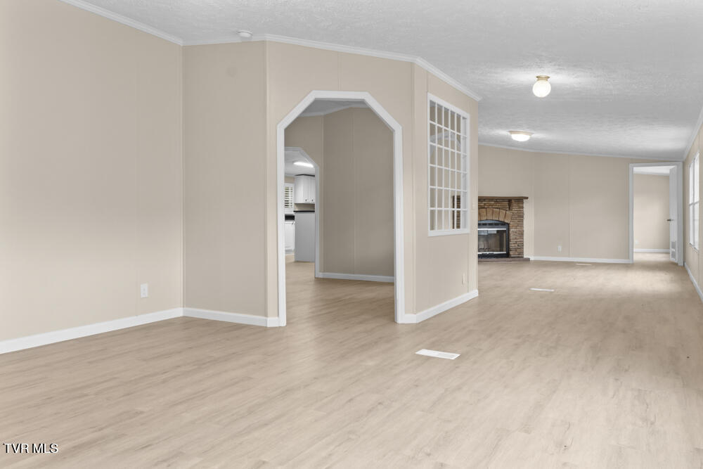 835 Mountain View Road