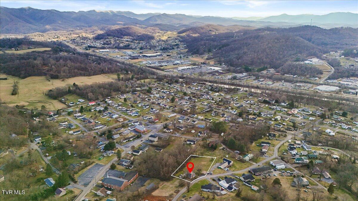 214 Old Siam Road, Elizabethton, Tennessee image 41