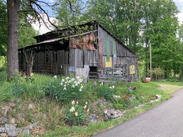 1478 Bellamy Tipton Road, Gate City, Virginia image 3
