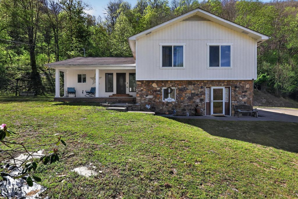 Photo of 11343 Robinson Hollow Road, Coeburn, VA 24230 (MLS # 9994121)
