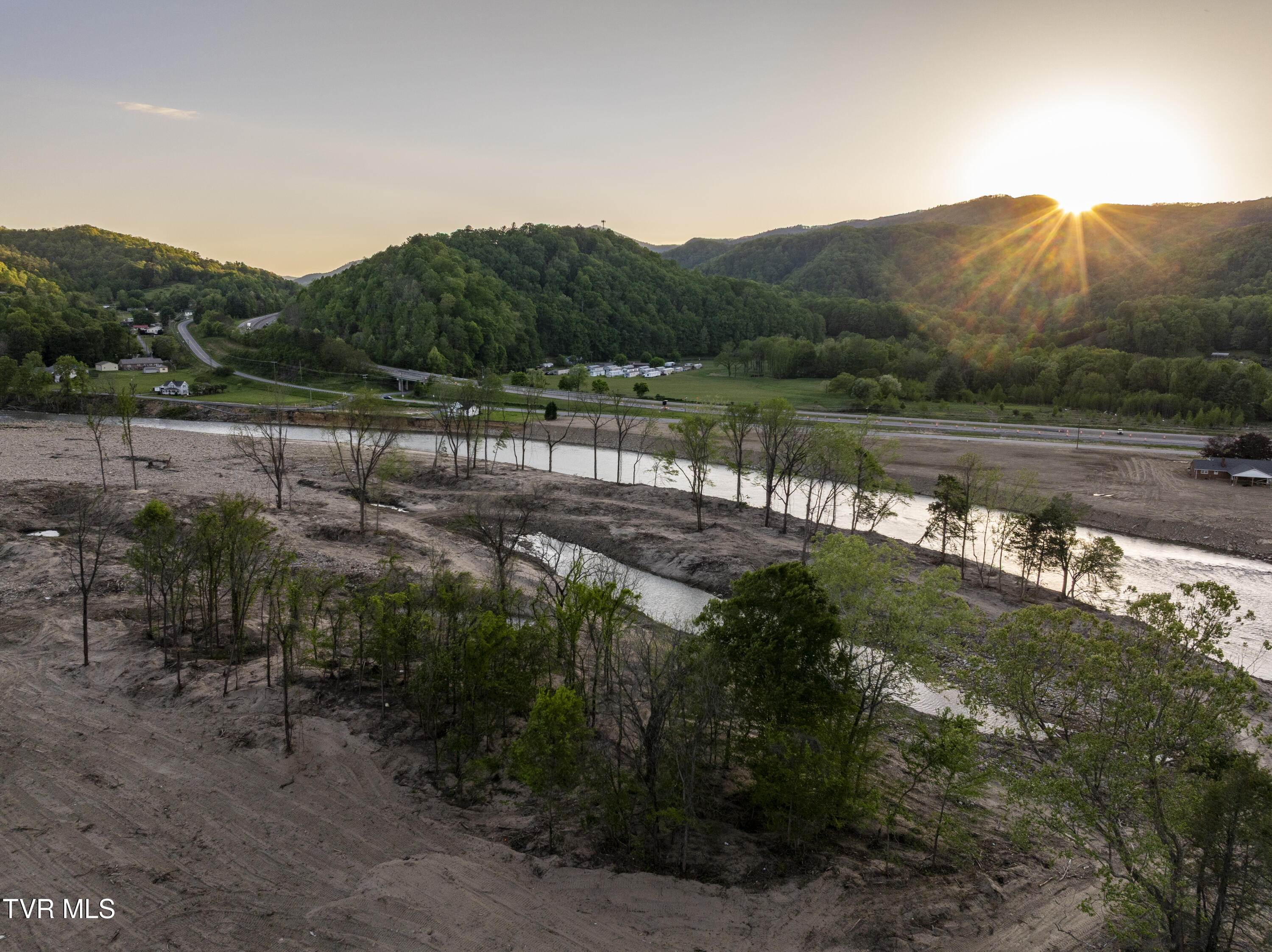 701 Bailey Lane, Erwin, Tennessee image 12