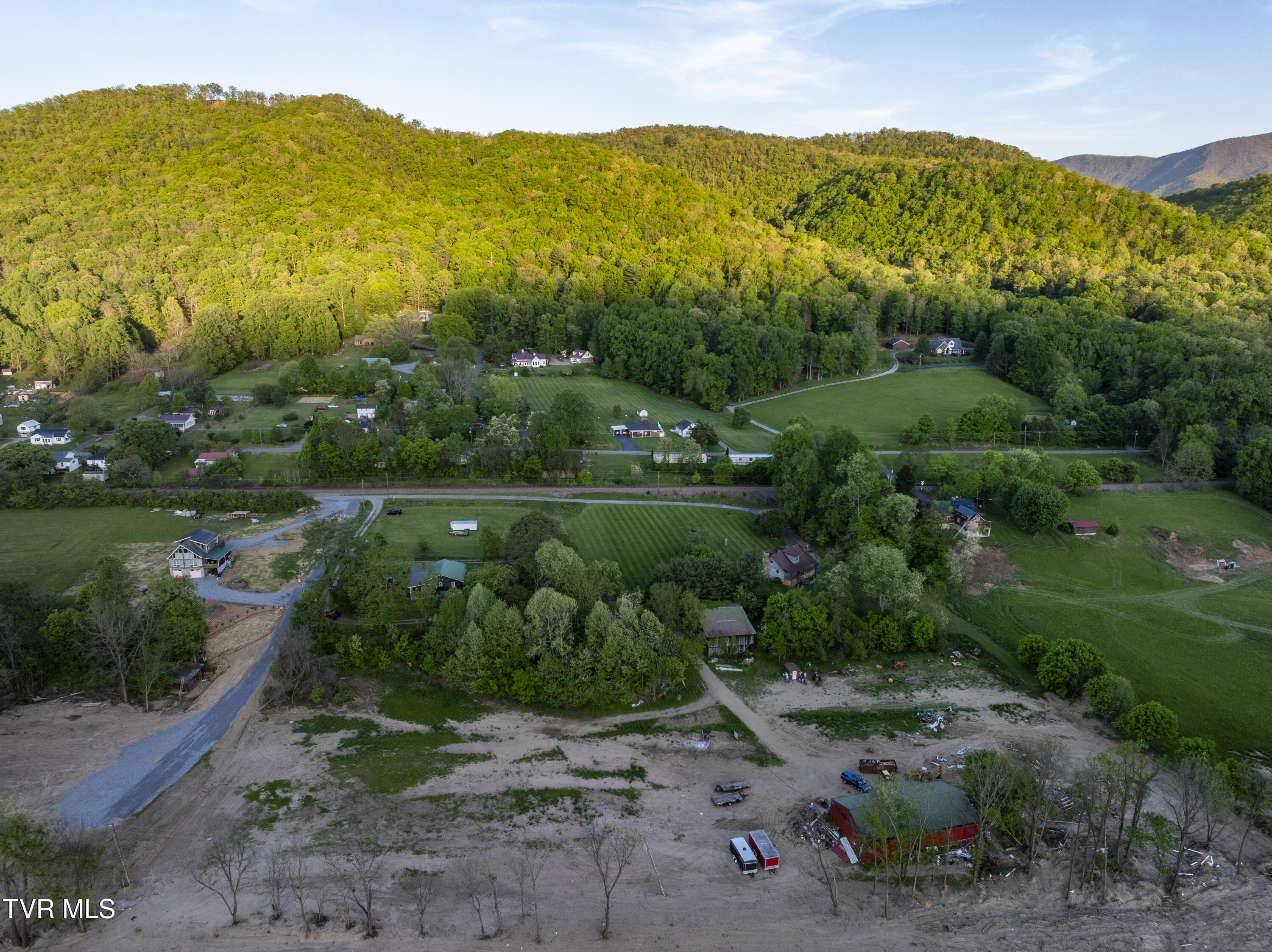 701 Bailey Lane, Erwin, Tennessee image 15